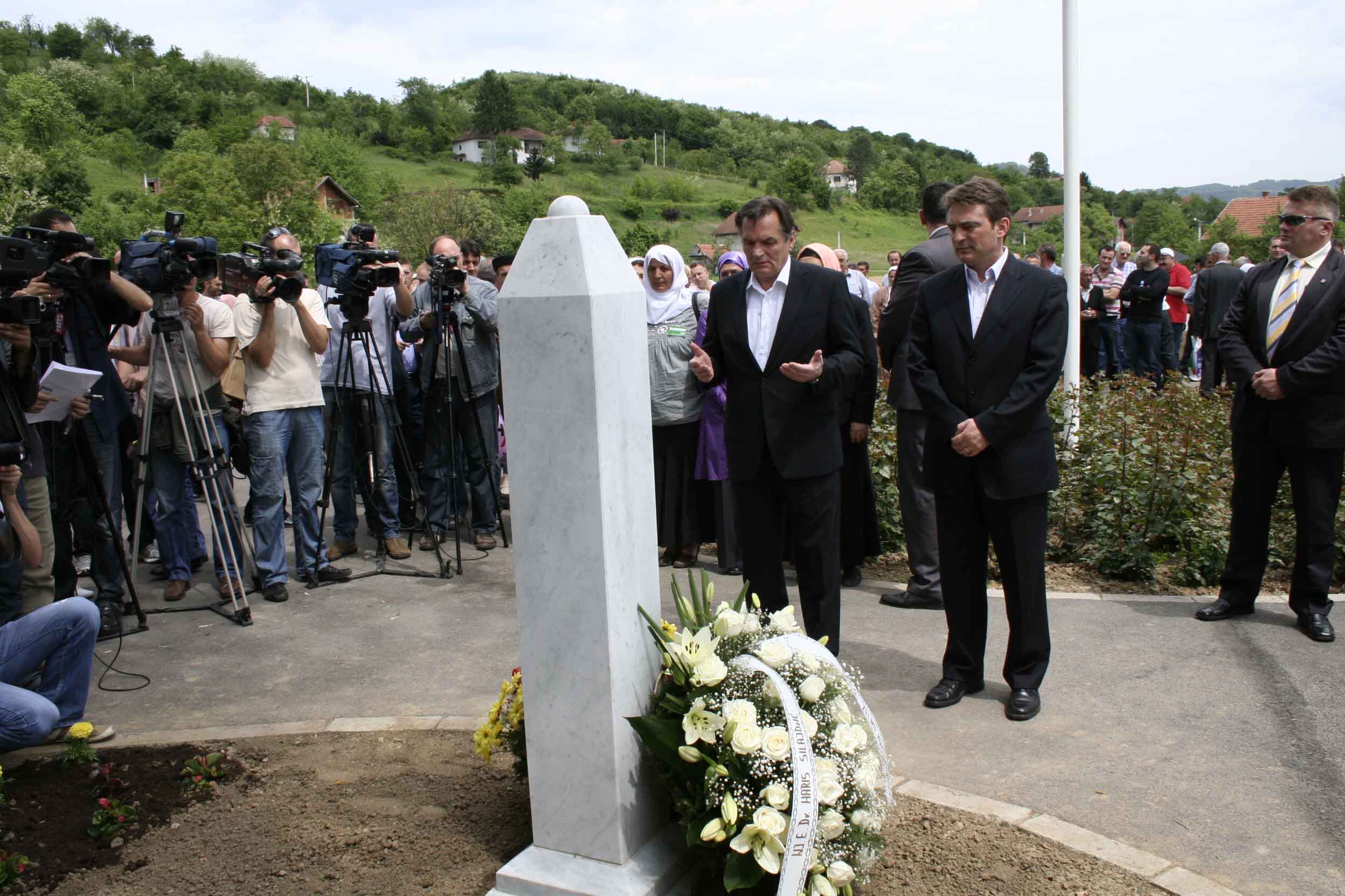 dzenaza bratunac3