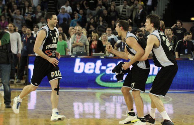 partizan1001