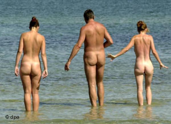 nudisti