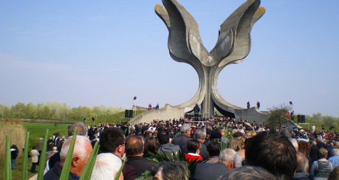 Jasenovac - kontraverza iznikla na mjestu pakla: Njegovu knjigu spalili su komunisti! Svjedočanstva preživjelog logoraša Đorđa Miliše...