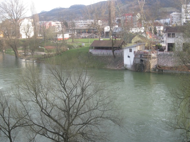 Vrbas okupan suncem