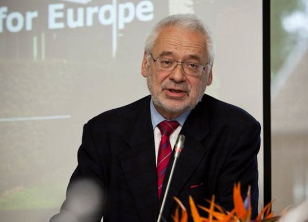 Erhard Busek