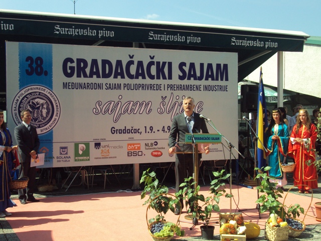 Jerko Ivanković Lijanović na Gradačačkom sajmu &scaron;ljive