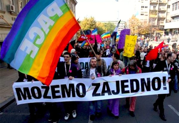Detalj s pro&scaron;logodi&scaron;nje Parade; foto: AP