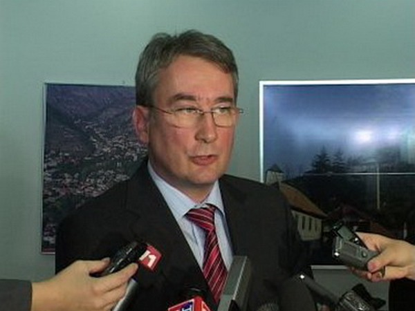 mladen-bosić mladen-bosić