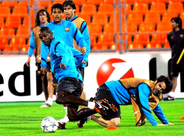 Dvadesetčetvorogodišnji Fabregas prešao je iz Arsenala u Barcelonu ove godine; foto: Getty Images Dvadesetčetvorogodišnji Fabregas prešao je iz Arsenala u Barcelonu ove godine; foto: Getty Images