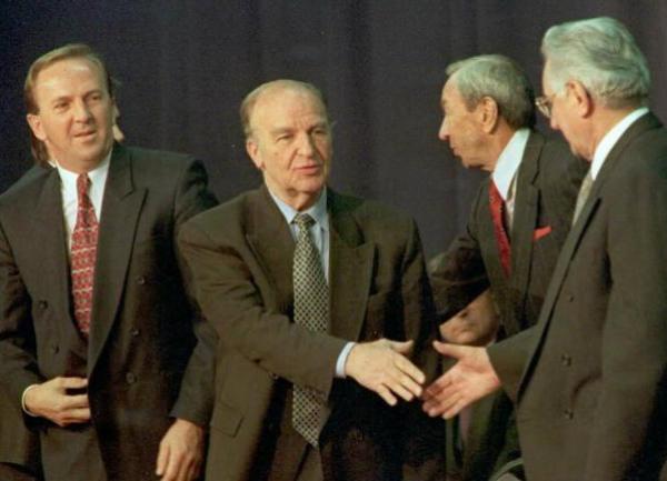 Kre&scaron;imir Zubak sa Alijom Izetbegovićem i Franjom Tuđmanom u Daytonu, Ohio, 1. novembra 1995.