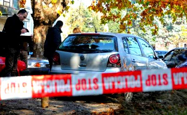 Policija vr&scaron;i uviđaj na mjestu zločina; foto: Vijesti.me