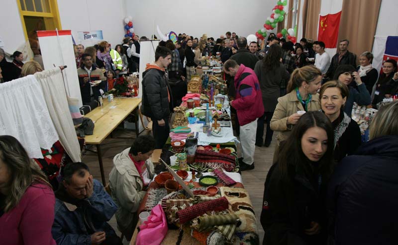 Vi&scaron;e od 15 ambasada i diplomatskih predstavni&scaron;tava koja djeluju u BiH organizirali su danas u Sarajevu Prvi diplomatski zimski sajam/ Foto: DEPO PORTAL