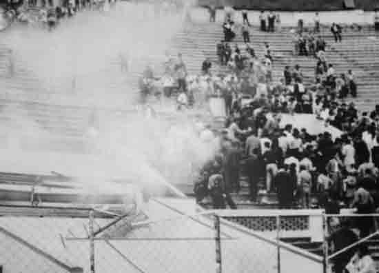 lima stadion neredi