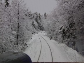 Željeznički saobraćaj u FBiH odvija se pod izuzetno te&scaron;kim uslovima