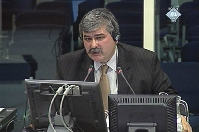 amor mašović u hagu amor mašović u hagu