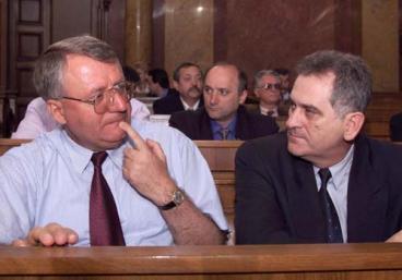 Tomislav Nikolić i Vojislav Šešelj Tomislav Nikolić i Vojislav Šešelj