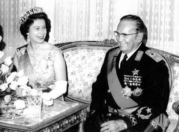 Kako sam zbog Tita postao loš đak Kako sam zbog Tita postao loš đak