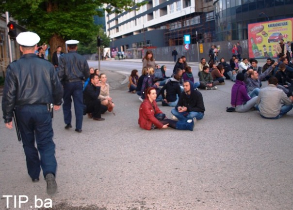 protest tuzla protest tuzla