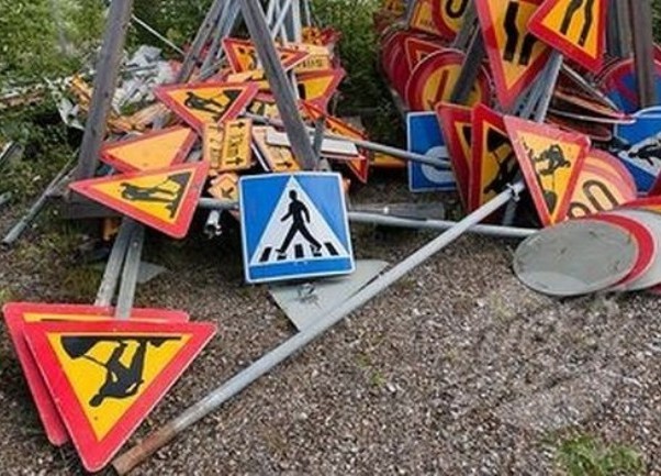 saobraćajni znakovi saobraćajni znakovi