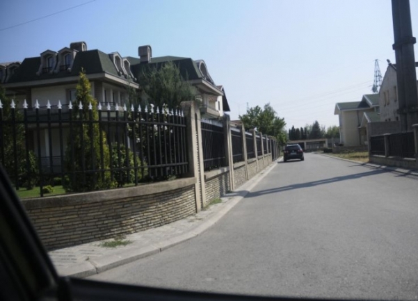 Kuća Nasera Keljmendija u Peći, FOTO: Slobodna Bosna Kuća Nasera Keljmendija u Peći, FOTO: Slobodna Bosna