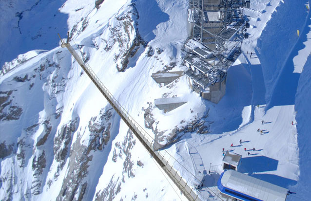 Titlis Cliff Walk