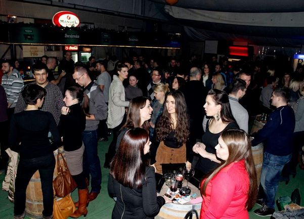 holiday pub sarajevo holiday pub sarajevo