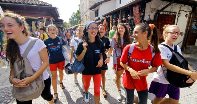 Raste broj turista: U BiH se najduže zadrčavaju državljani Katara i Južnoafričke Republike