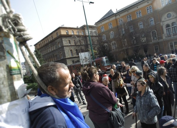 protesti ispred predsjedništva BiH/ Foto: AA