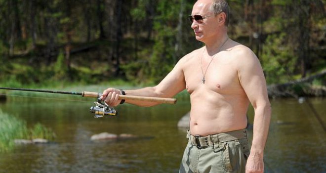 Srpski botovi služe Putinu: 'Trolovi Kremlja' rade za 1.000 dolara po 12 sati dnevno!