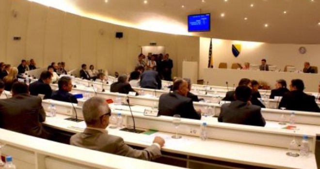 Predstavnički dom Parlamenta FBiH usvojio izmjenu Zakona o doprinosima