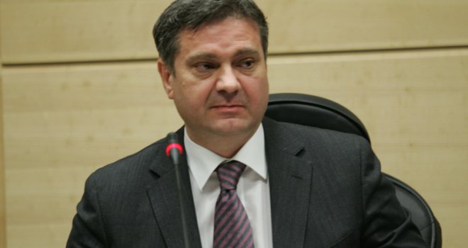 Zvizdić: Naše službe su spremne za registraciju i profilisanje svake osobe koja dođe u BiH