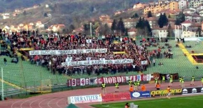 Horde zla: Neka sinoćnja tragedija bude pouka svima da oružju nije mjesto među navijačima!