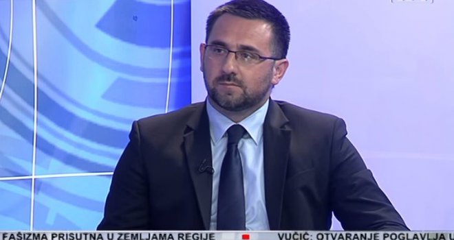 Počeo novi raskol u SDA zbog Srebrenice, Ramić odgovorio Ahmetoviću: Nemaš pojma o čemu pričaš!