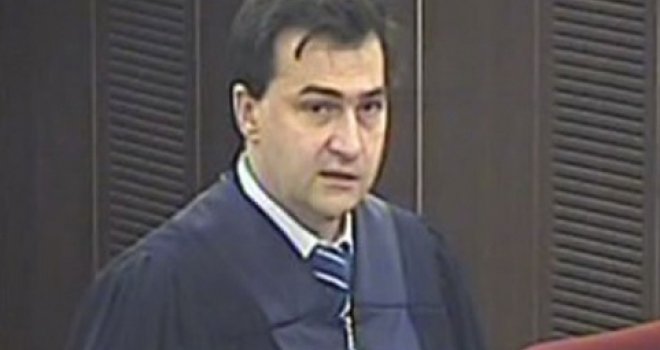 Operisan državni tužitelj Oleg Čavka