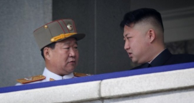 Sjeverna Koreja zaprijetila: Spremni smo potopiti američki nosač aviona