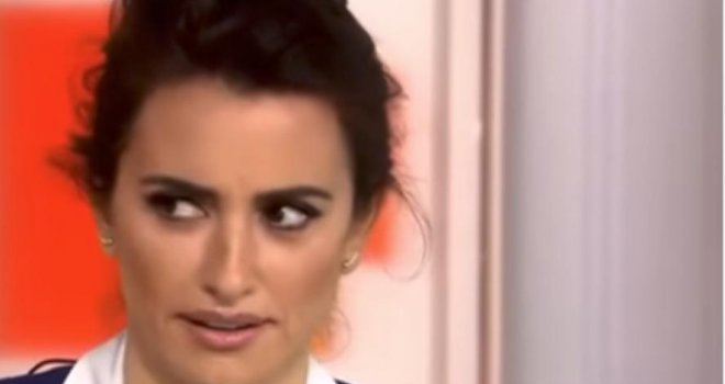 'Imaš ružna stopala': Pogledajte kako je Penelope Cruz reagovala na uvredu voditeljice