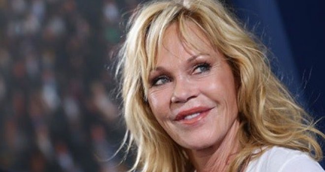 Melanie Griffith u 62. godini pozirala u donjem vešu i štiklama: Ko bi rekao da glumica ima takvu liniju?!