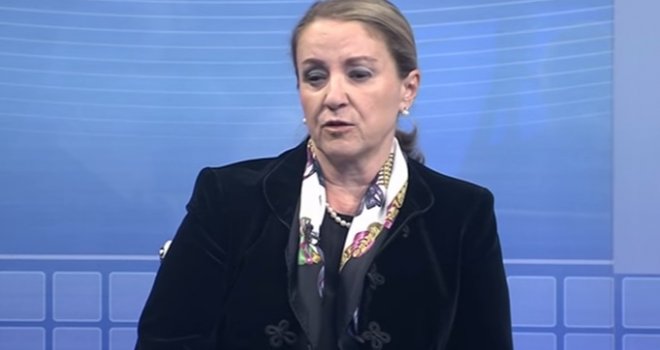 Direktorice Izetebegović, čudi nas ismijavanje ekavice, kad popriličan broj glasača SDA govori upravo ekavskim dijalektom! 