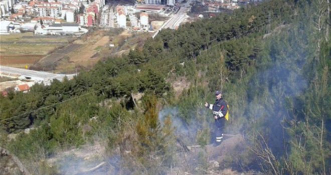 Kiša ugasila kilometarski požar na području Trebinja