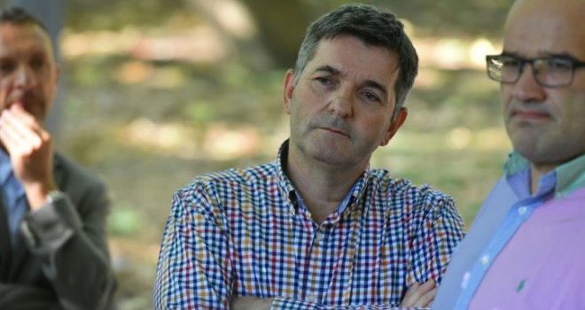 Dr. Ismet Gavrankapetanović: Tražim javno izvinjenje od premijera Adema Zolja