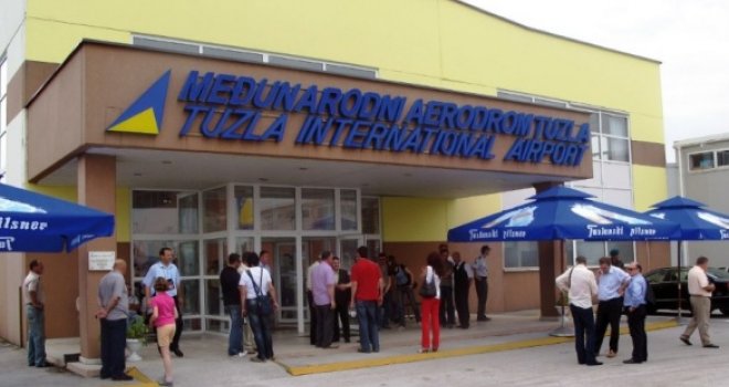 Aerodrom Tuzla uvodi taksu: 'Nadamo se da ova odluka putnicima neće teško pasti'