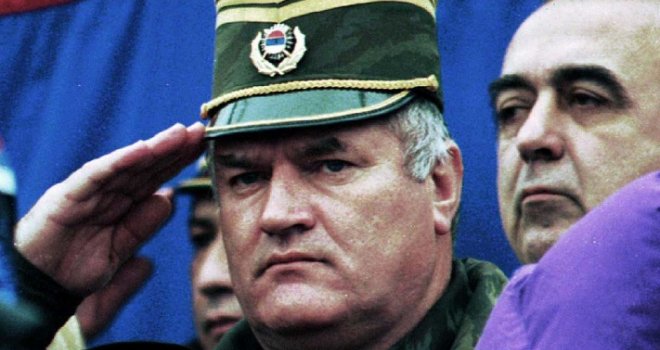 Danas presuda Ratku Mladiću: Optužen za genocid, progon, ubistva, deportacije
