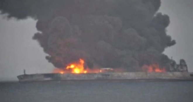 Eksplodirao iranski tanker, 136.000 tona nafte završilo u moru: Svijet strahuje od ekološke katastrofe neviđenih razmjera