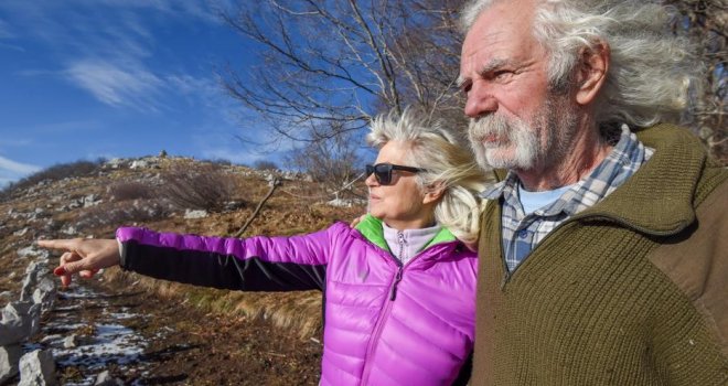 Razvela se i napustila Švicarsku da bi živjela sa gorštakom u pećini na Velebitu