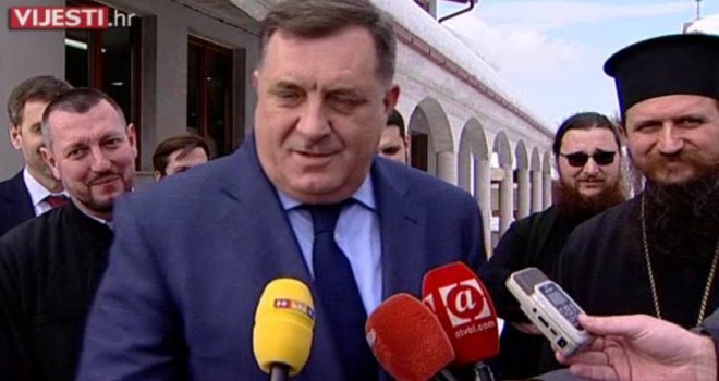 Ne treba mi zaštita hrvatske policije... Platio sam kaznu u Vinkovcima zbog prebrze vožnje...