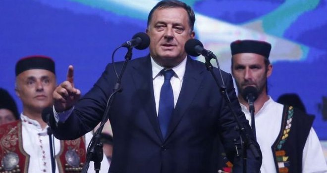 Dodik: Prije će nestati BiH nego što će biti uveden jedan predsjednik!