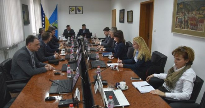 Održan prvi radni sastanak novog saziva Vlade Tuzlanskog kantona