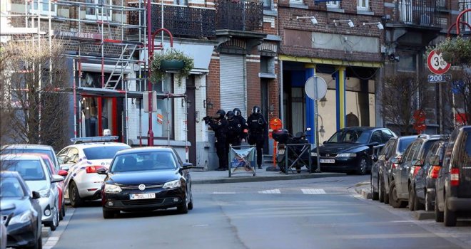 Policijska akcija u Briselu: Opkoljene naoružane osobe u jednoj zgradi