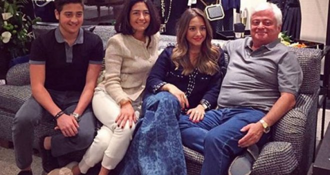 Procurile fotografije iz srušenog aviona kćerke turskog tajkuna: Sa buketom cvijeća ušla na posljednji let 