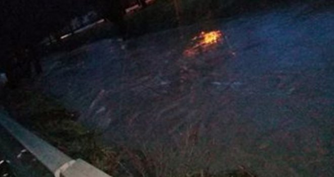 Dragočajka prijeti da se izlije iz korita, mještani u strahu