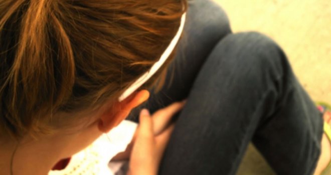 Detalji užasa kod Doboja: Radnici na ringišpilu obljubili 13-godišnjakinju, ona posumnjala da je trudna pa...