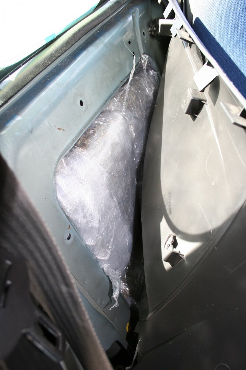 droga-marihuana-vrata-automobil-sverc