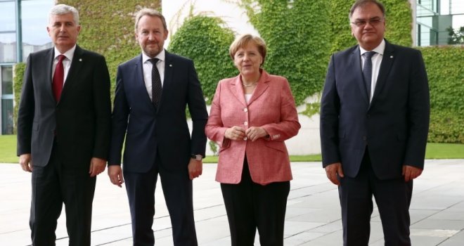 Angela Merkel pozvala članove Predsjedništva BiH u Berlin: Sutra sastanak s njemačkom kancelarkom 